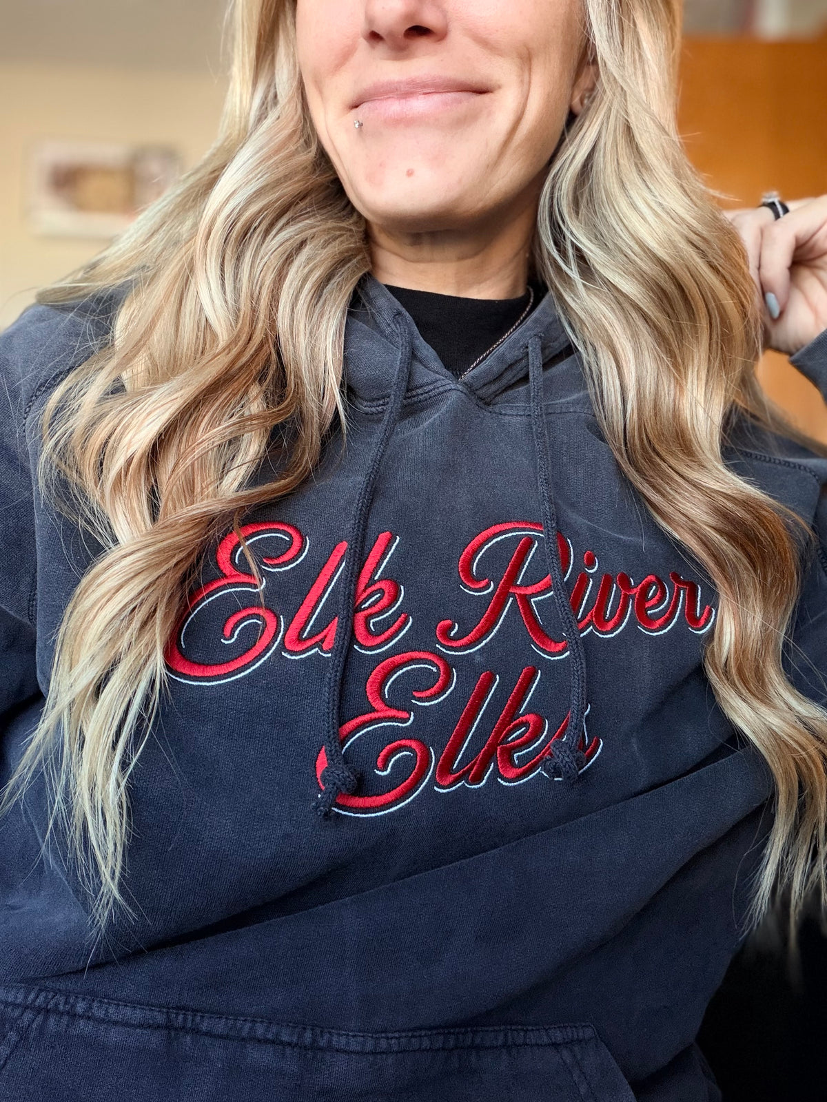 Elk River Embroidered Sweatshirt